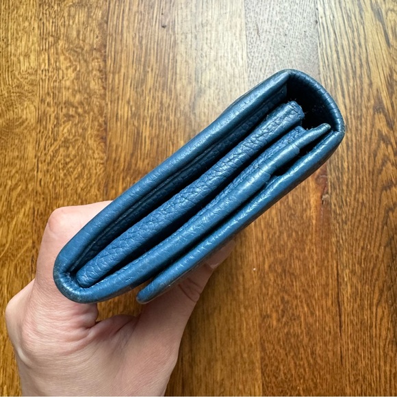 ❤️LAST CHANCE❤️ Prada Blue Saffiano Leather Snap ID Holder Long Wallet (w/ COA) - Picture 12 of 15